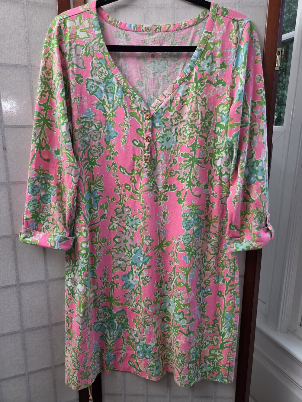 Lilly Pulitzer Pink Floral V-Neck Henley Shirt Dress Resortwear Preppy L